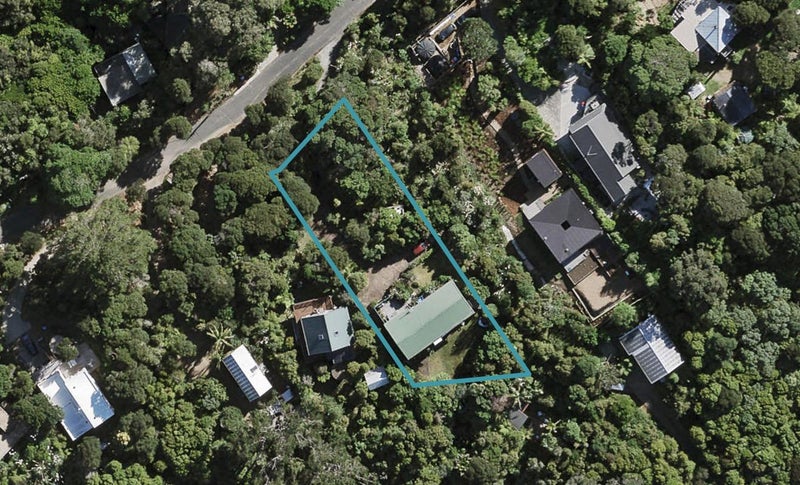 38A Hekerua Road, Oneroa, Waiheke Island - Carousel 1