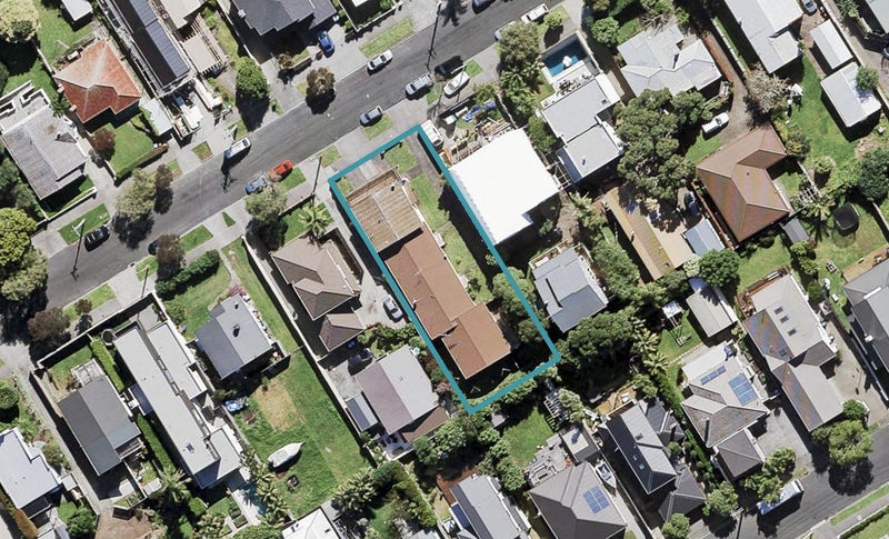 4/28 St Michaels Avenue, Point Chevalier, Auckland - Carousel 1