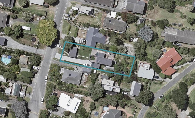 99 The Esplanade, Raumati South, Paraparaumu - Carousel 1