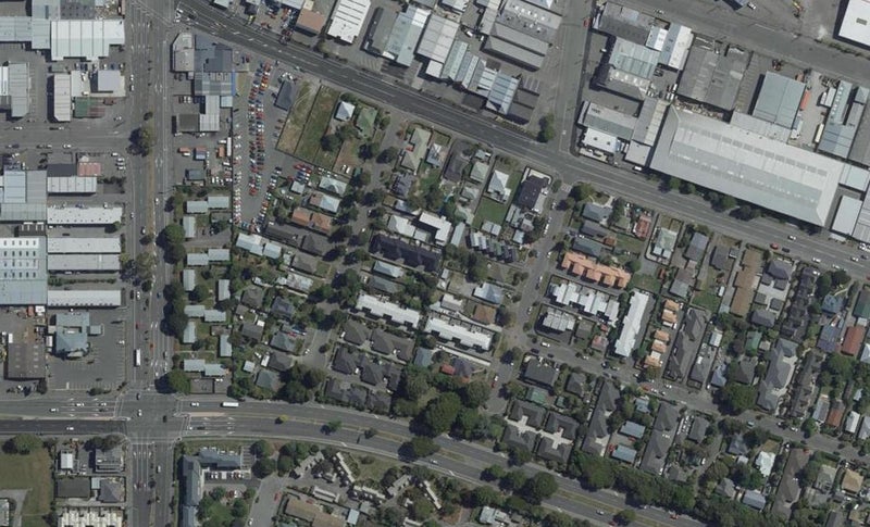 8E Defoe Place, Waltham, Christchurch - Carousel 1
