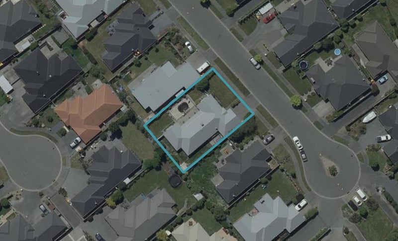 18 Broken Run, Wigram, Christchurch - Carousel 1