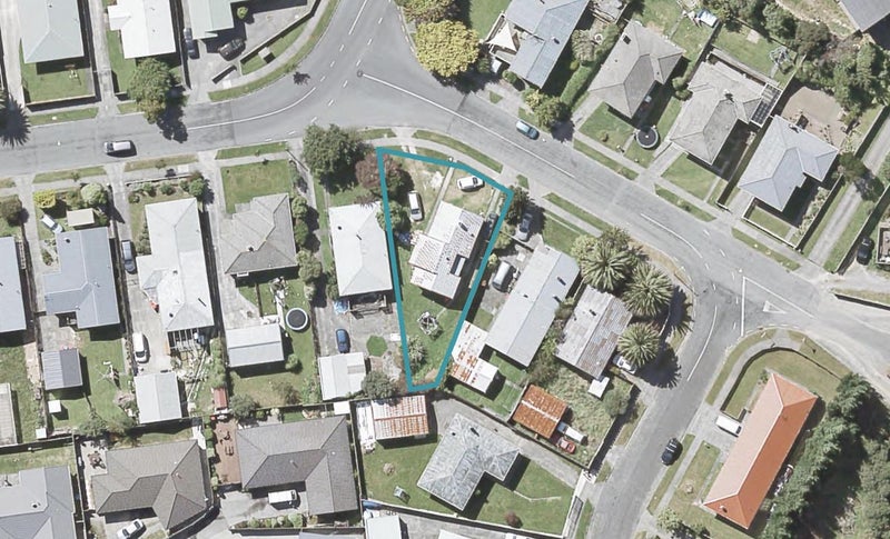 20 Pencarrow Crescent, Wainuiomata, Lower Hutt - Carousel 1