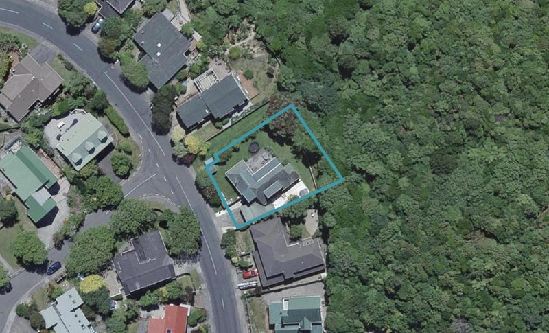 60 Amapur Drive, Khandallah, Wellington - Carousel 1