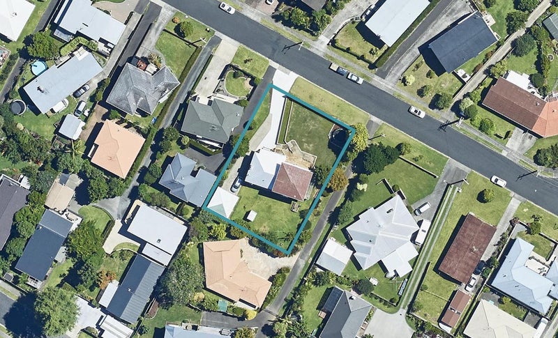 34 Smiths Road, Matua, Tauranga - Carousel 1