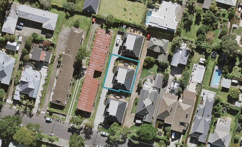 20B Herbert Road, Mount Eden, Auckland - Carousel 1
