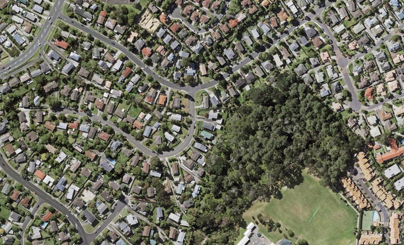 6 Regency Place, Sunnynook, Auckland - Carousel 1