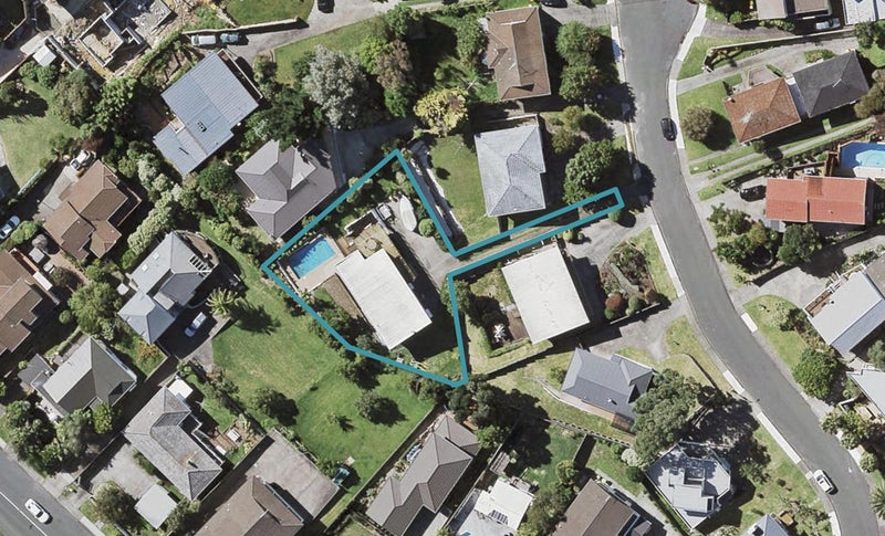 3 Prestige Place, Castor Bay, Auckland - Carousel 1