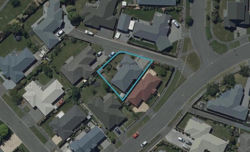 23 Awatea Gardens, Wigram, Christchurch - Carousel 1
