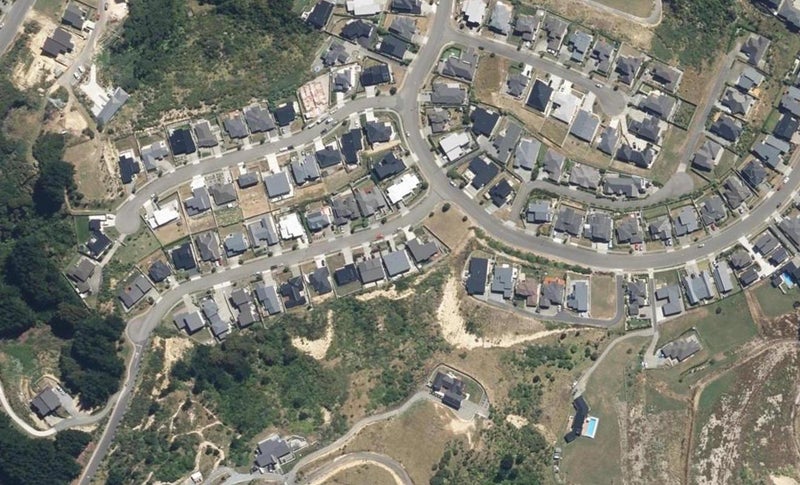 5 Pacific View, Whitby, Porirua - Carousel 1