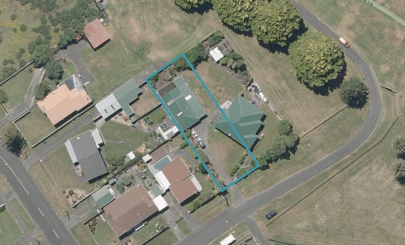 3 Awatea Street, Castlecliff, Whanganui - Carousel 1