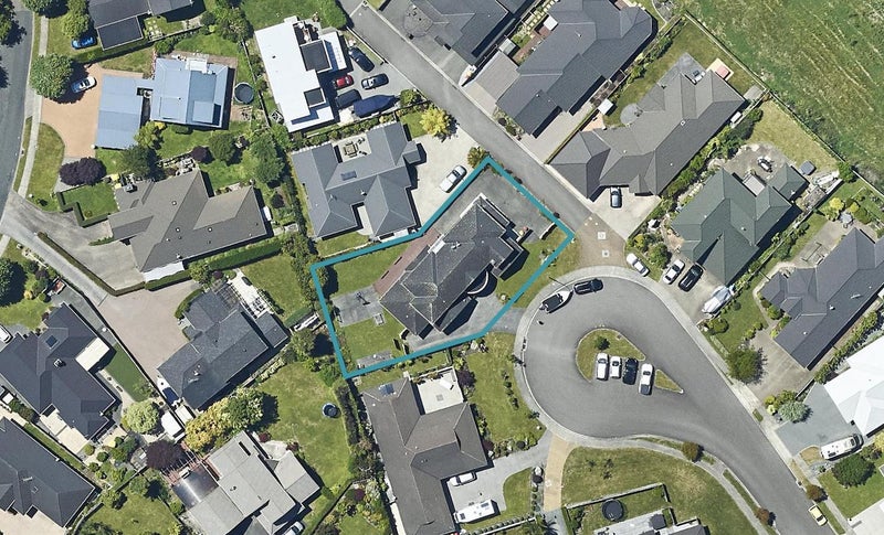 22 Devoy Drive, Owhata, Rotorua - Carousel 1