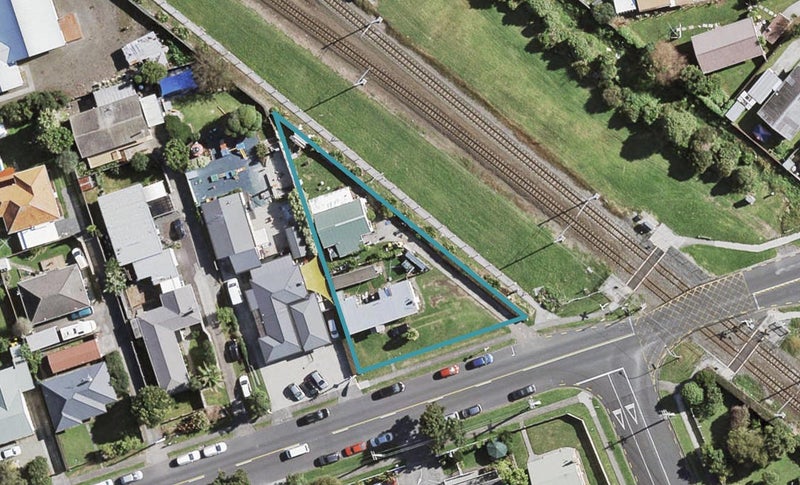 16B Taka Street, Takanini, Takanini - Carousel 1
