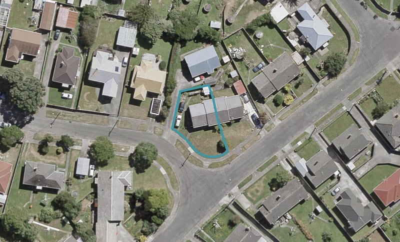 14 Kilmister Grove, Boulcott, Lower Hutt - Carousel 1