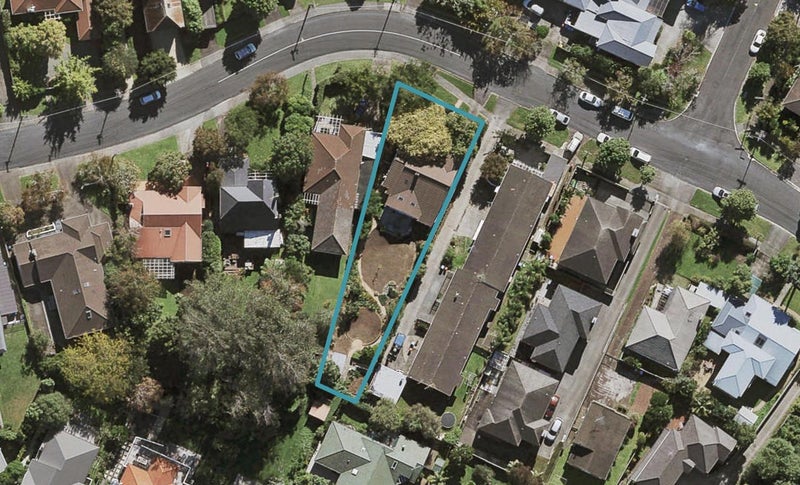 10 Korau Road, Greenlane, Auckland - Carousel 1