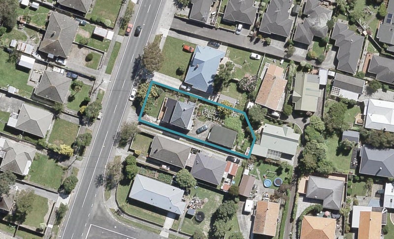 352 Waiwhetu Road, Fairfield, Lower Hutt - Carousel 1