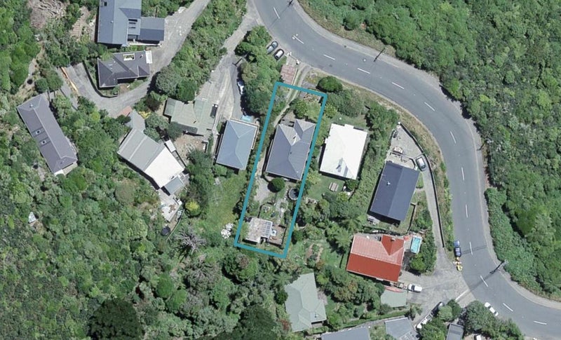 121 Makara Road, Karori, Wellington - Carousel 1