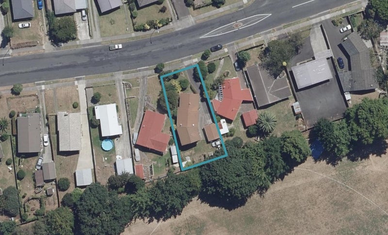 36 Tongariro Street, Chartwell, Hamilton - Carousel 1