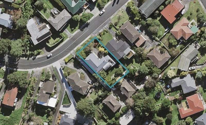 35 Woodcote Drive, Glenfield, Auckland - Carousel 1
