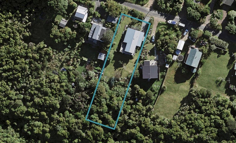 21 Newton Road, Oneroa, Waiheke Island - Carousel 1
