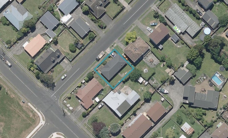 2 Treadwell Street, Springvale, Whanganui - Carousel 1