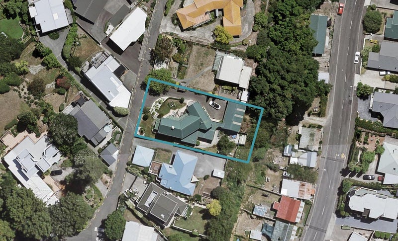 7 Milton Terrace, Hospital Hill, Napier - Carousel 1
