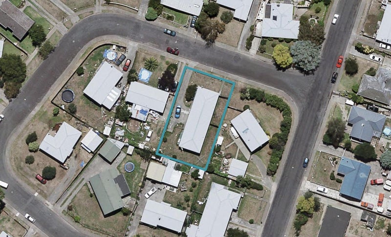 3 Cortes Crescent, Flaxmere, Hastings - Carousel 1