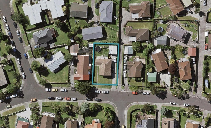 95 Santiago Crescent, Unsworth Heights, Auckland - Carousel 1