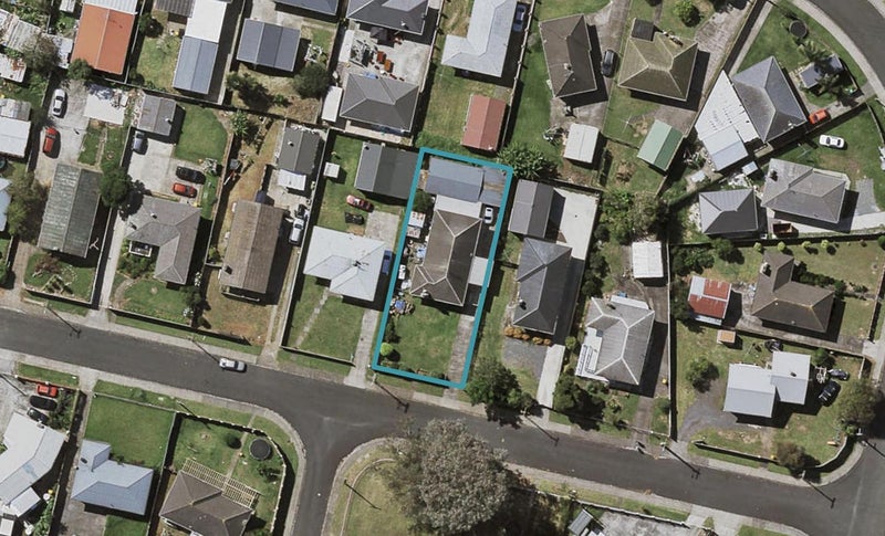 7 Parker Crescent, Otara, Auckland - Carousel 1