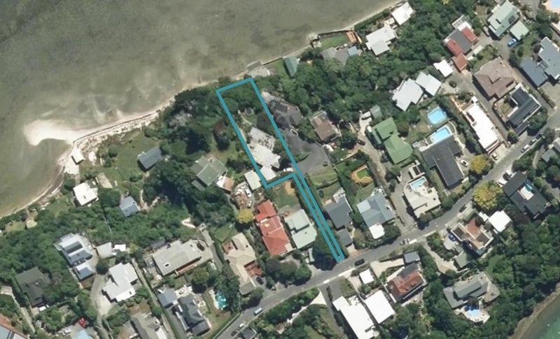 67A Seaview Road, Paremata, Porirua - Carousel 1