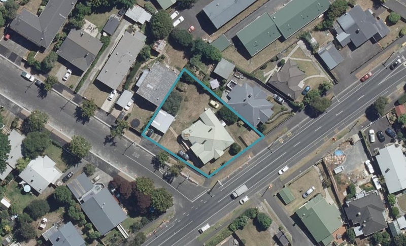 12 Queens Avenue, Frankton, Hamilton - Carousel 1