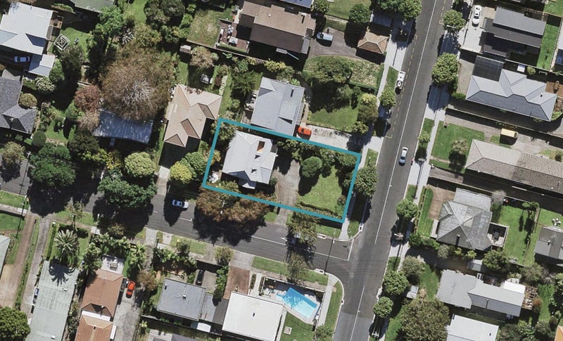 31 Buckley Road, Epsom, Auckland - Carousel 1
