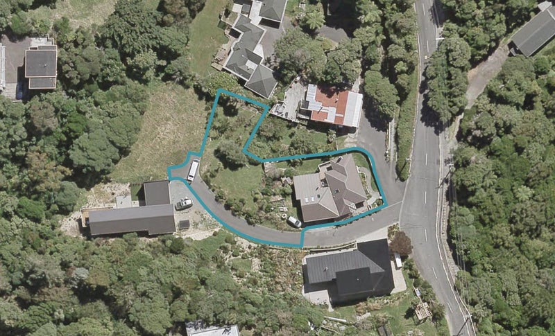 49 Singers Road, Korokoro, Lower Hutt - Carousel 1