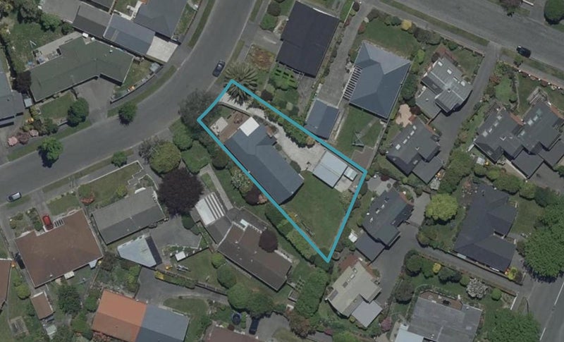 3 Lombard Place, Avonhead, Christchurch - Carousel 1
