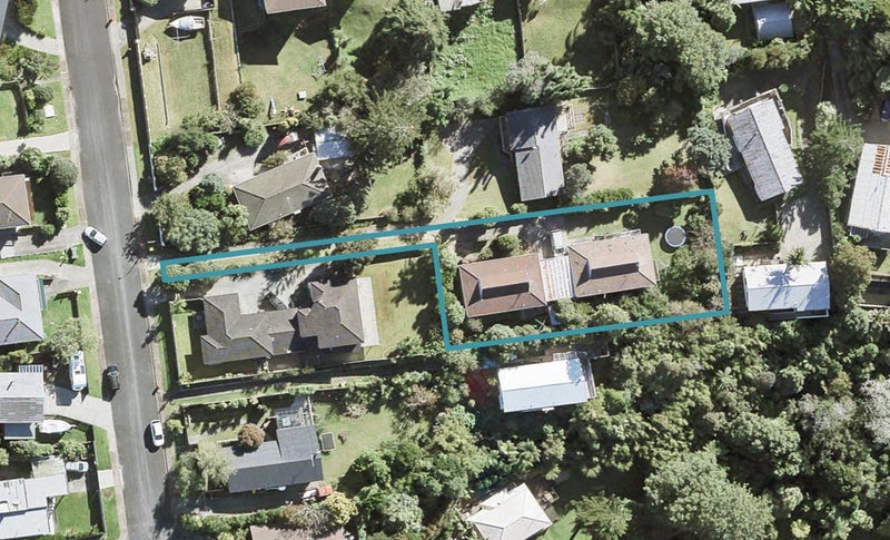 1/6 Charmaine Road, Torbay, Auckland - Carousel 1