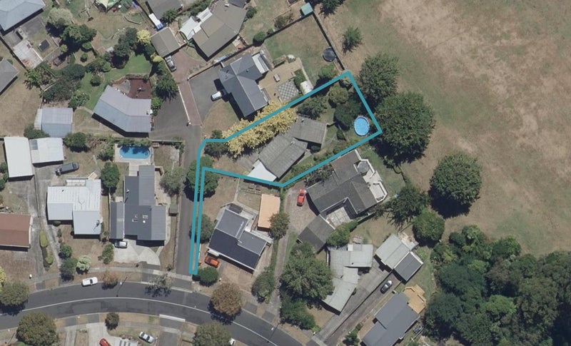 29 Pelorus Street, Glenview, Hamilton - Carousel 1