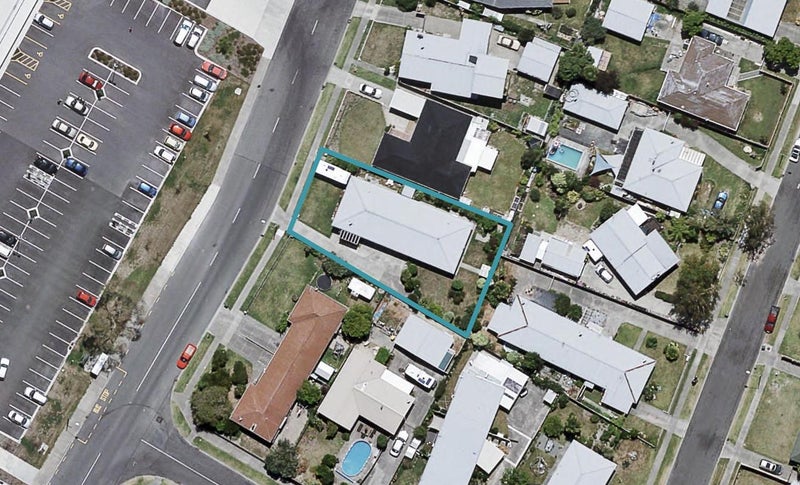 2/16 Leicester Avenue, Tamatea, Napier - Carousel 1