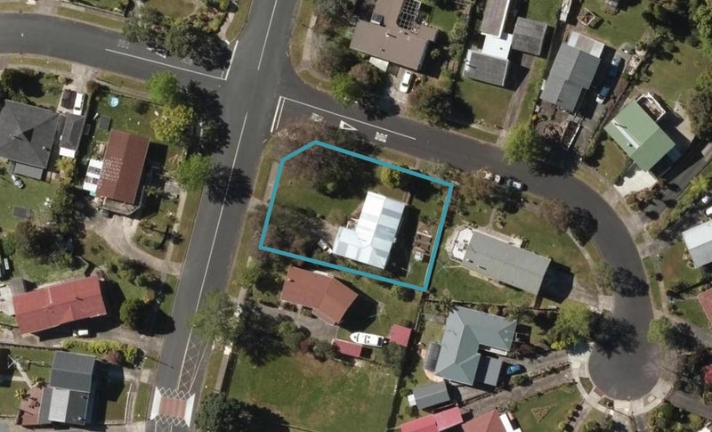 1/2 Montague Place, Onerahi, Whangarei - Carousel 1