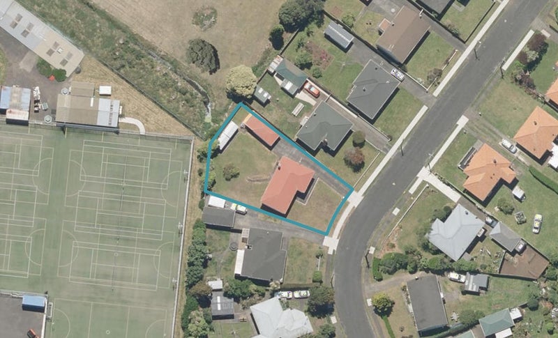 32 Hadfield Crescent, College Estate, Whanganui - Carousel 1