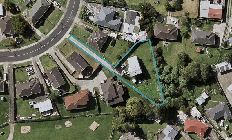 37 Nola Crescent, Otara, Auckland - Carousel 1