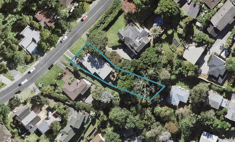26 West Lynn Road, Titirangi, Auckland - Carousel 1