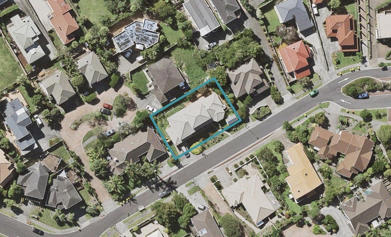 14 Manu Place, Pinehill, Auckland - Carousel 1
