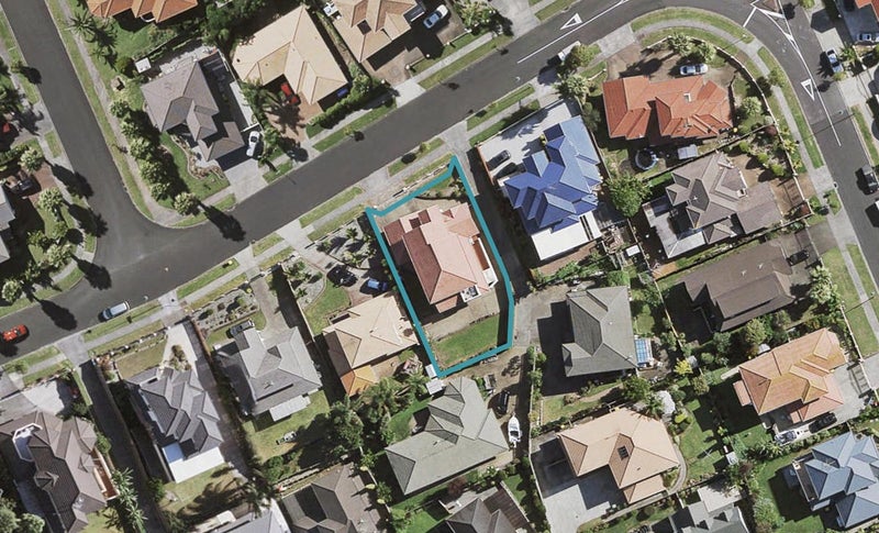 70 Ransom Smyth Drive, Goodwood Heights, Auckland - Carousel 1
