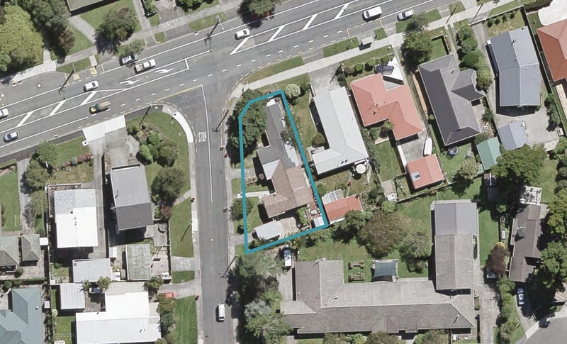 1/1 Cruickshank Road, Clouston Park, Upper Hutt - Carousel 1