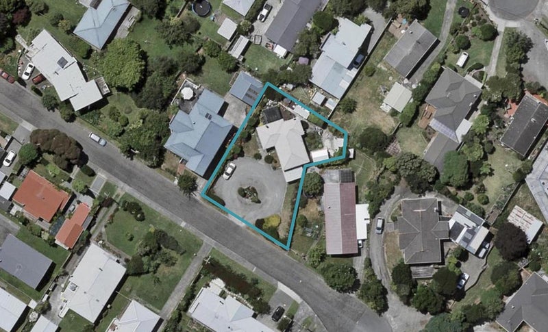 5 Wedgewood Grove, Raumati Beach, Paraparaumu - Carousel 1