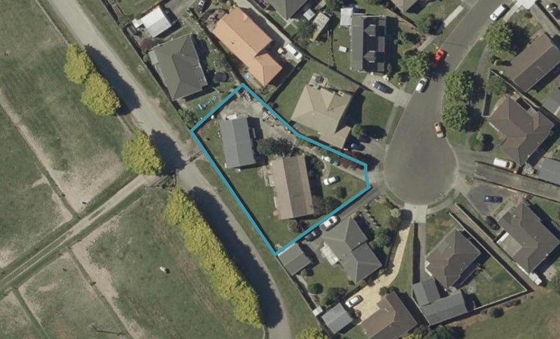 16 Emmerdale Mews, Highbury, Palmerston North - Carousel 1