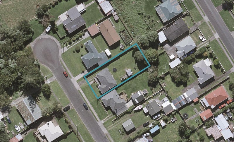 80 Strange Street, Waitara, Waitara - Carousel 1