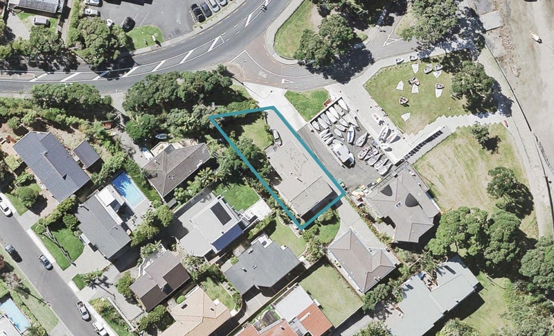509A Beach Road, Murrays Bay, Auckland - Carousel 1