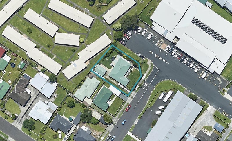 1 Carlisle Street, Greerton, Tauranga - Carousel 1