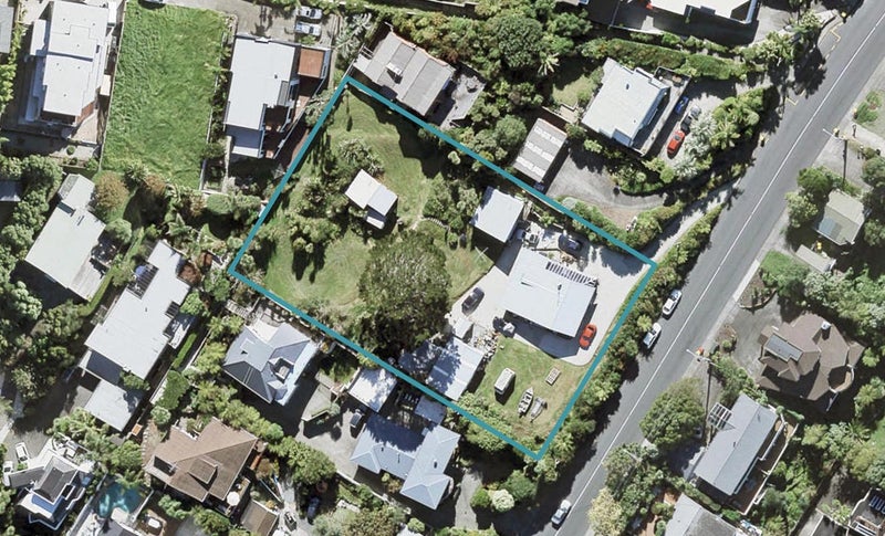 840 Beach Road, Torbay, Auckland - Carousel 1