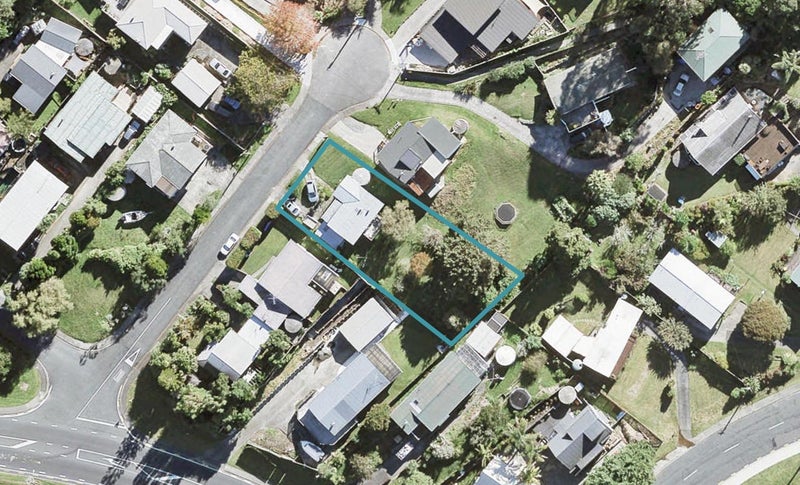3 Wiriana Place, Stanmore Bay, Whangaparaoa - Carousel 1